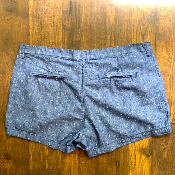 Old Navy Polka Dot Denim Shorts, Size 16 - Picture 5 of 7